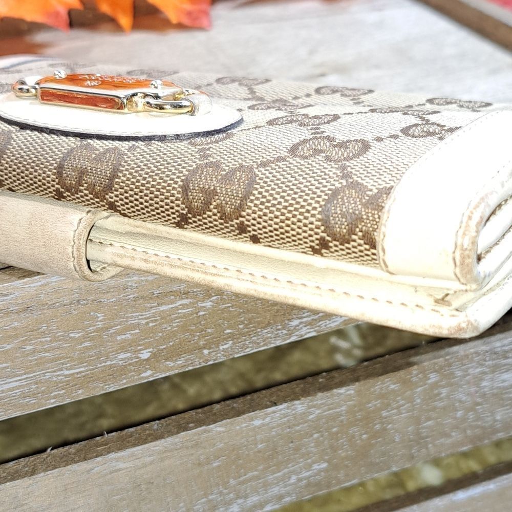 Authentic Gucci GG Wallet - Picture 13 of 17